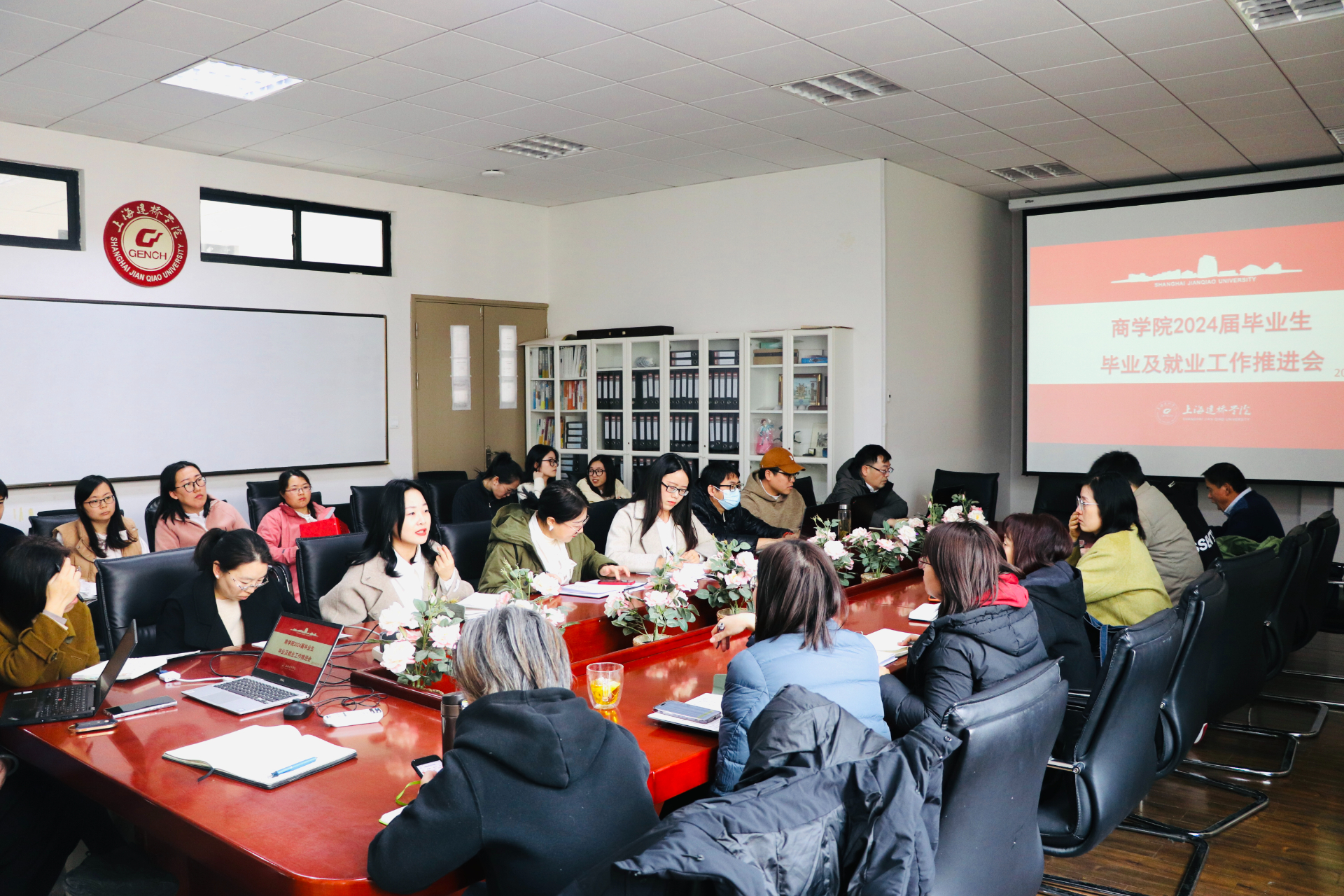 ef64547d-6c54-4d0e-bf04-bb35b1ed68a0_d.jpg ef64547d-6c54-4d0e-bf04-bb35b1ed68a0_d.jpg